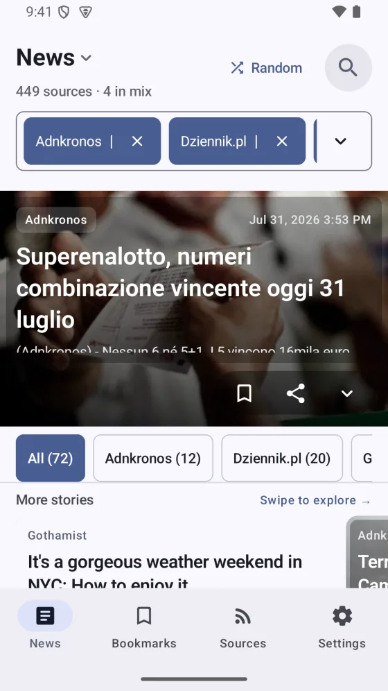 NewsFeedReader on Android with selected sources and the latest article in one feed